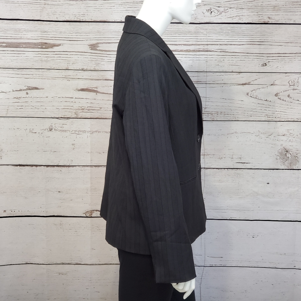 Le Suit Blazer - image 3